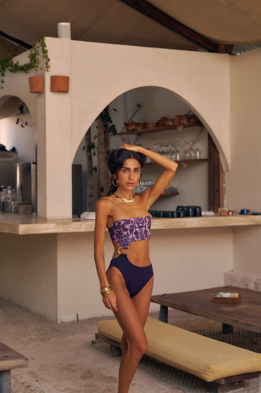 È HOOK TOP printed plum